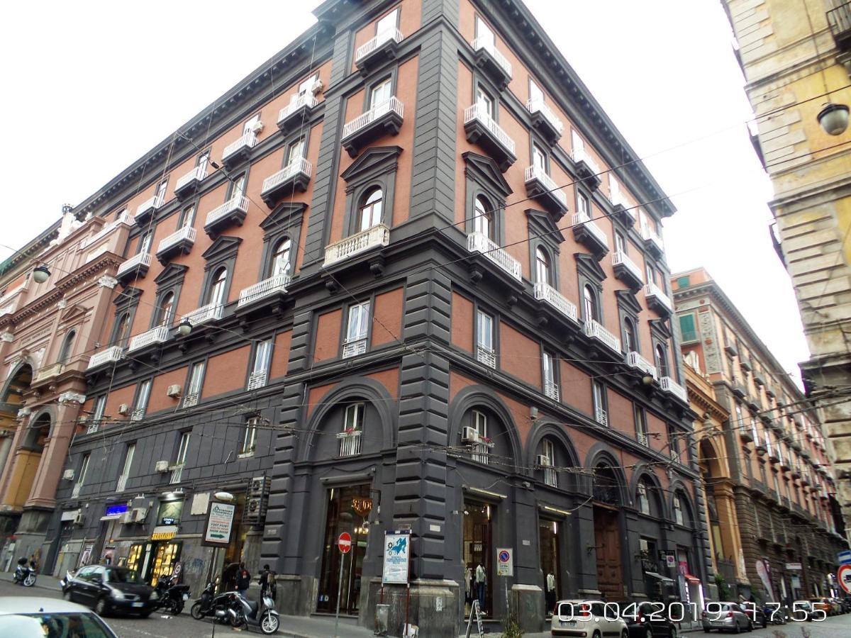 B&B Galleria Principe Di Napoli Exterior foto